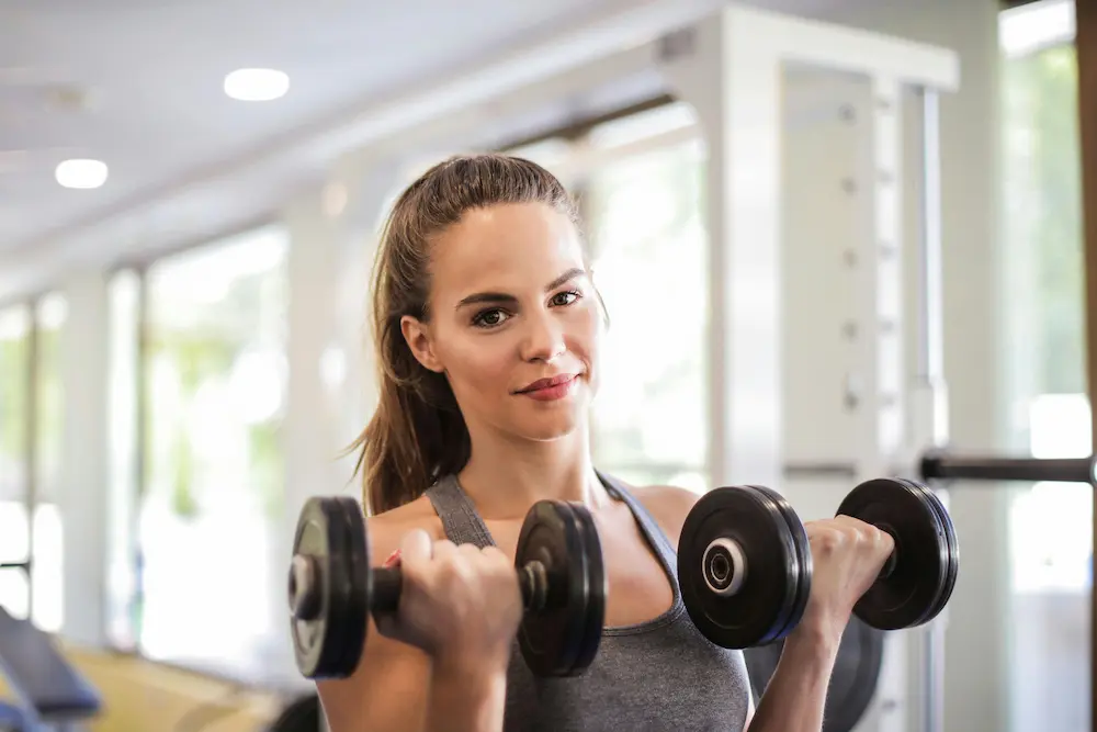 Construire une vraie base d’entraînement en musculation